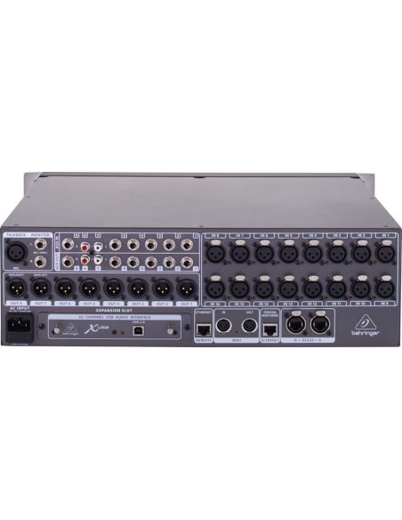 Skaitmeninis pultas Behringer X32 Rack