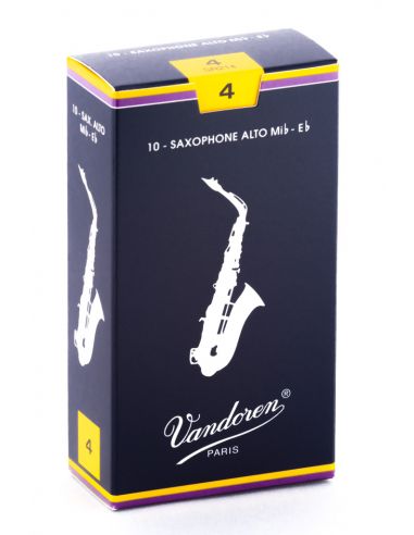 Box of 10 trad alto sax reeds n 4