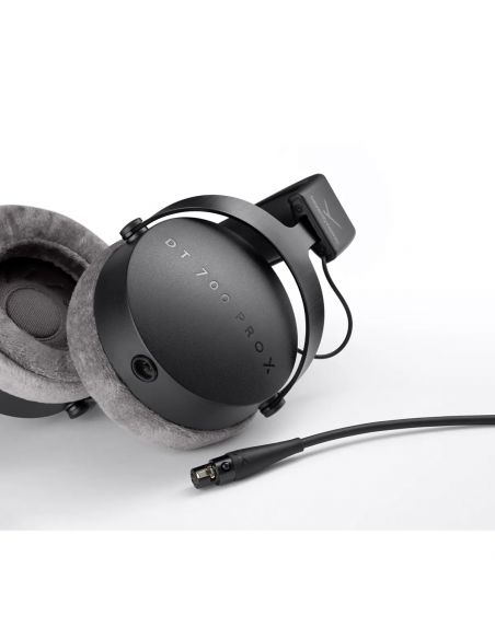 Studio headphones Beyerdynamic DT-700 PRO X 48 Ω