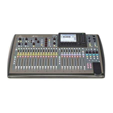 Behringer X32